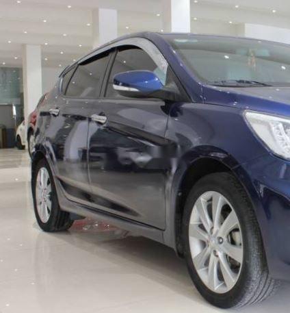 Bán Hyundai Accent đời 2015, màu xanh lam, nhập khẩu