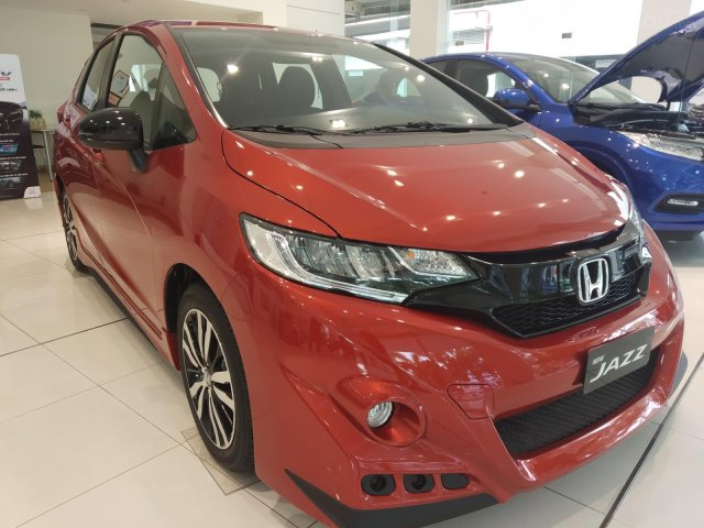 Chỉ 122tr, sở hữu Honda Jazz 2019 nhập khẩu/Khuyến mãi TM+BHVC+PK