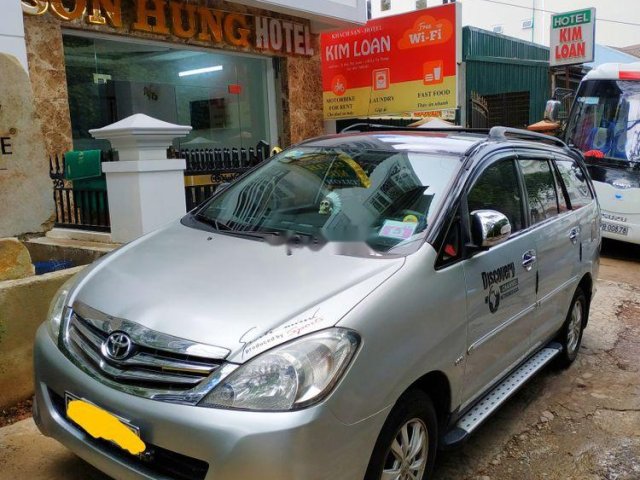 Bán xe Toyota Innova năm 2008, màu bạc giá cạnh tranh0