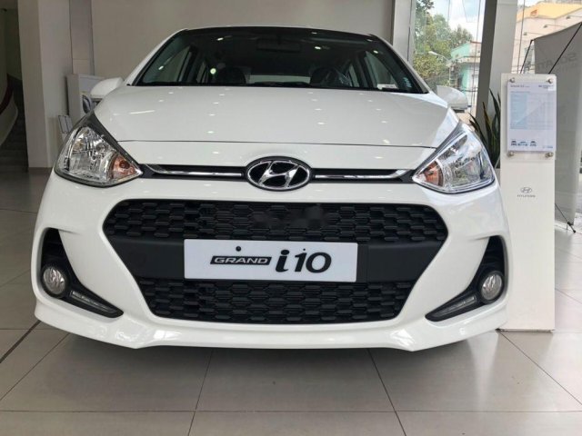 Bán Hyundai Grand i10 2019, màu trắng, 399tr0