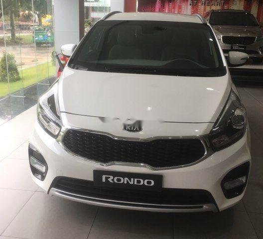 Bán xe Kia Rondo đời 2019, màu trắng