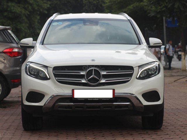 VOV Auto bán xe Mercedes Benz GLC 250 4Matic 2017