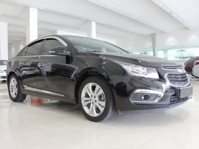 Bán ô tô Chevrolet Cruze LTZ 1.8L đời 2017, màu đen, giá sinh viên0