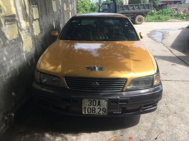 Bán Nissan Cefiro đời 1994, màu vàng, nhập khẩu