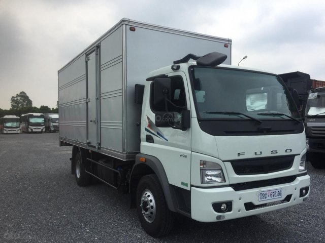 Mitsubishi Fuso Fa 10.4r thùng kín xuất xứ Nhật Bản