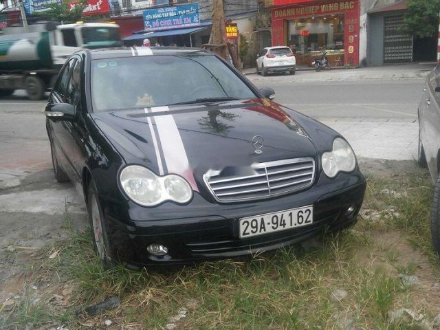 Cần bán xe Mercedes C180 đời 2004, phom mới0