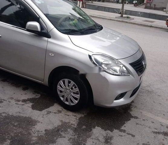 Bán Nissan Sunny sản xuất 2014, màu bạc, nhập khẩu 0