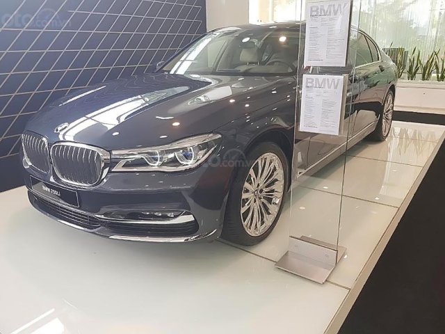 Bán BMW 7 Series 750Li đời 2018, màu xám, xe nhập0