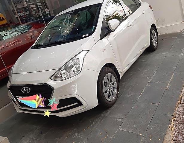 Bán ô tô Hyundai Grand i10 1.2 MT Base sản xuất 2019, màu trắng 