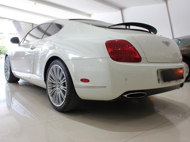 Khách đổi Rollroy Phantom nên cần bán Bentley Continental 2010 đi lướt siêu đẹp0