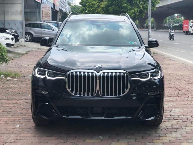 Giao ngay BMW X7 xDrive40i M-Sport 2019, màu đen, mới 100%