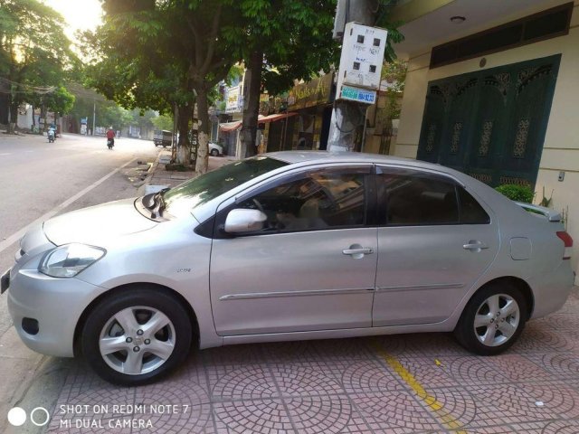 Chính chủ bán Toyota Vios năm 2009, màu bạc