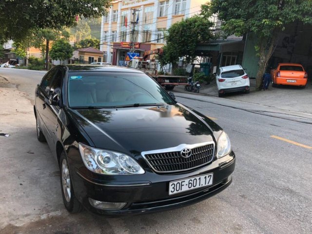 Bán Toyota Camry 2.4 đời 2005, màu đen  