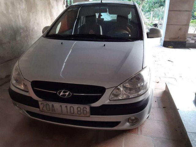 Bán Hyundai Getz năm sản xuất 2010, màu bạc, nhập khẩu 0