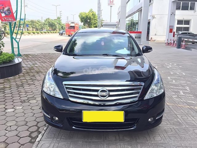 Cần bán Nissan Teana 2010 nhập khẩu màu đen0