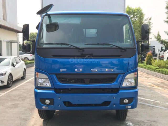 Bán xe tải Mitsubishi Fuso FI tải trọng 7.5 tấn thùng dài 6,9 mét