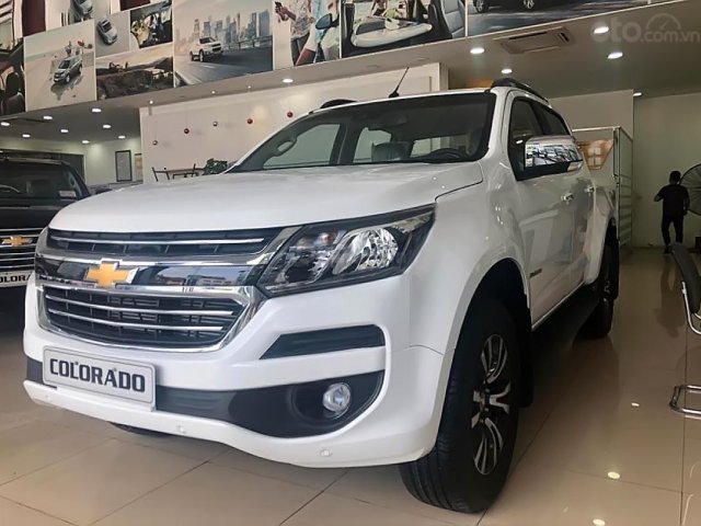 Bán Chevrolet Colorado LTZ 2.5L 4x4 AT 2019, màu trắng, nhập khẩu  