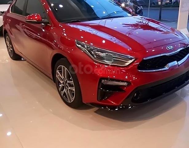 Bán Kia Cerato 2.0 AT Premium đời 2019, màu đỏ, 675 triệu0