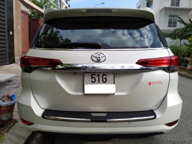 Bán Toyota Fortuner 2.4G 4x2 AT sản xuất 2018, màu trắng, nhập khẩu nguyên chiếc, chính chủ