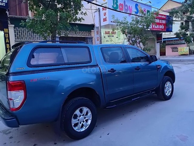 Cần bán lại xe Ford Ranger đời 2013, màu xanh lam, xe nhập số sàn, giá 408tr