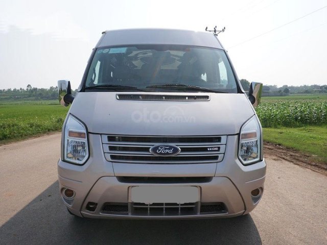 Cần bán xe Ford Transit 2017, số sàn, máy dầu, màu vàng xám