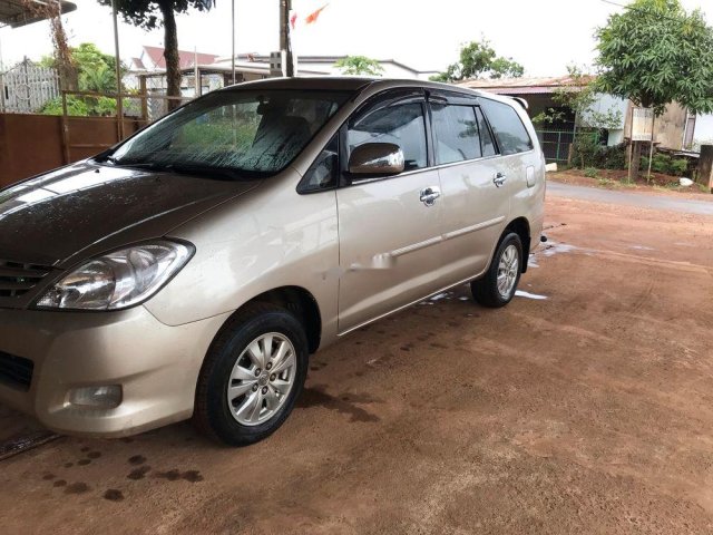 Cần bán Toyota Innova G sản xuất 2009, xe đẹp0