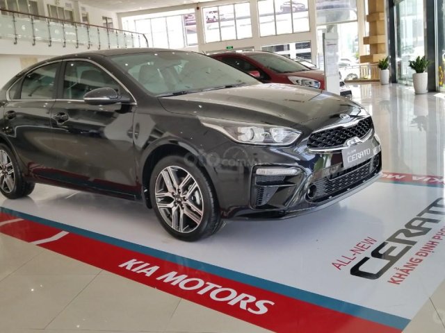 Kia Cerato 2019 giá từ 552tr, hỗ trợ vay 85%, tặng phụ kiện, giảm giá tiền mặt0