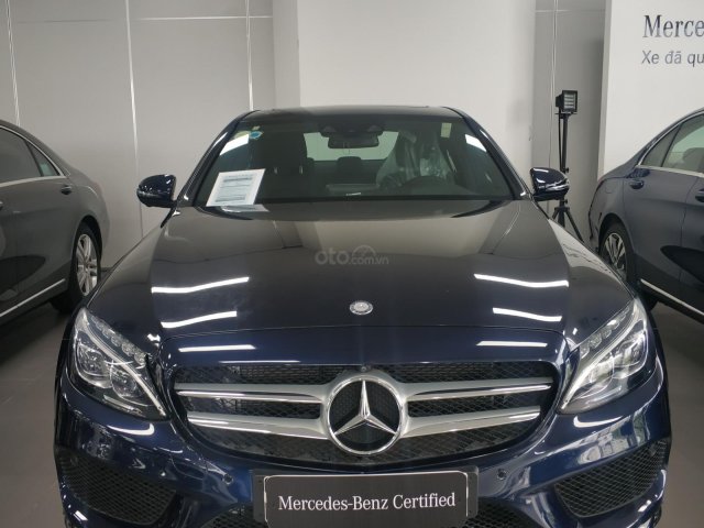 Mercedes C300 AMG 2017 Demo 36km, hỗ trợ phí trước bạ và nhiều ưu đãi