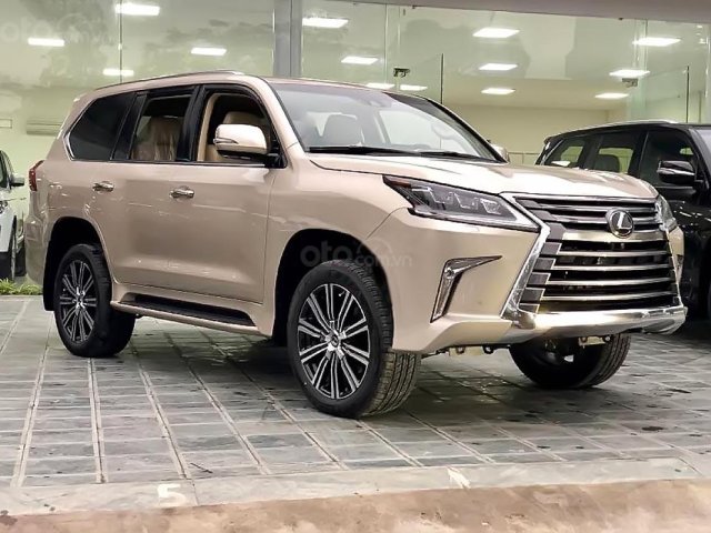 Cần bán Lexus LX 570 sản xuất năm 2019, màu vàng, xe nhập