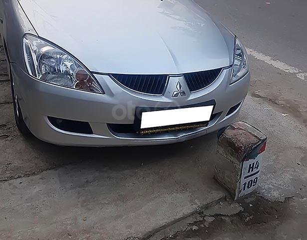 Bán Mitsubishi Lancer Gala GLX 1.6AT năm 2004, màu bạc0