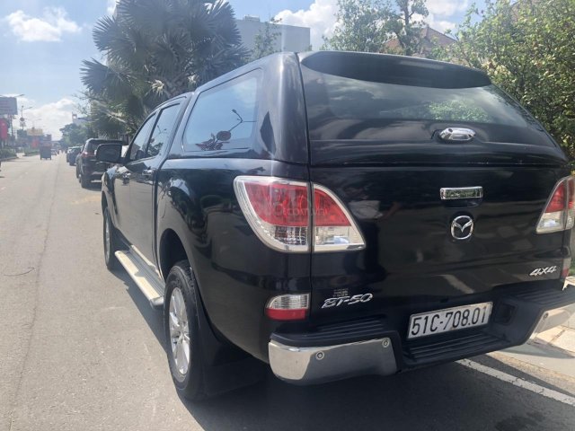 Cần bán Mazda BT 50 3.2AT 4x4 model 2015, máy dầu, nhập Thái, biển SG0