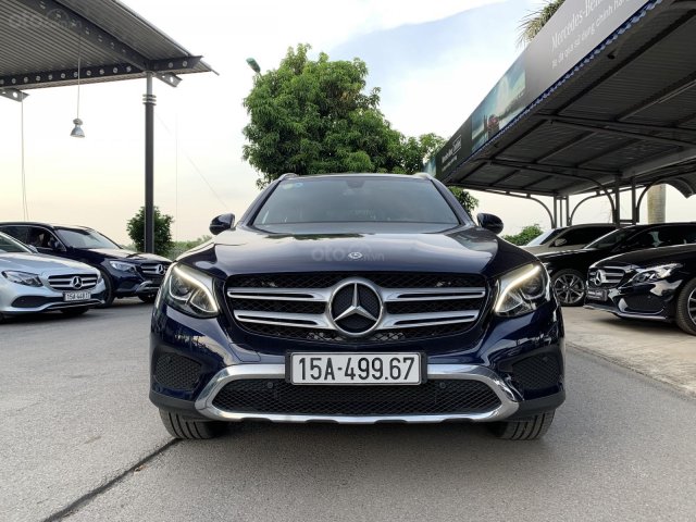 Bán Mercedes GLC200 màu xanh đời 20190