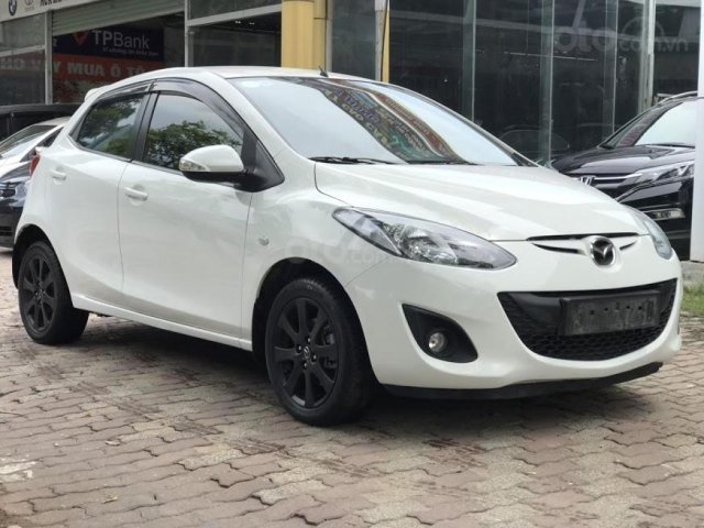 Bán Mazda 2 S màu trắng sản xuất 2013 xe đẹp0