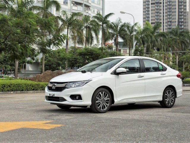 Xe Honda City năm 2018, màu trắng mới 95% giá cạnh tranh