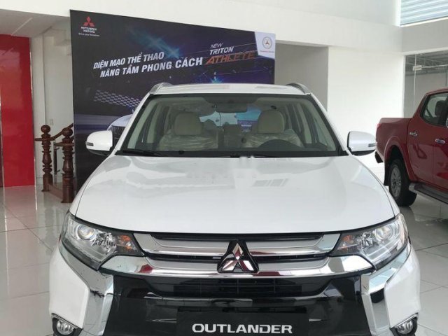 Cần bán Mitsubishi Outlander đời 2019, 807.5 triệu0