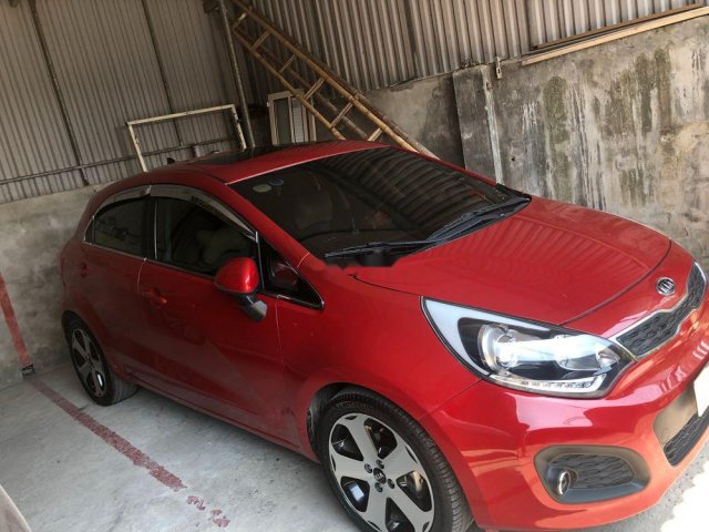 Bán Kia Rio năm sản xuất 2014, màu đỏ, xe nhập, full option