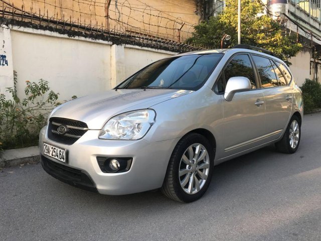 Chính chủ bán Kia Carens 2012, màu bạc, 295tr0