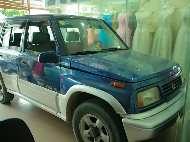 Bán Suzuki Vitara JLX 2004, màu xanh lam, chính chủ