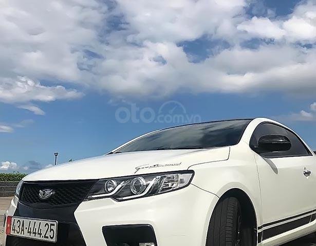 Cần bán xe Kia Cerato Koup năm 2011, màu trắng, nhập khẩu nguyên chiếc