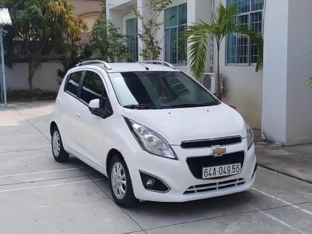 Bán Chevrolet Spark LTZ 1.0 đời 2014, màu trắng xe gia đình0