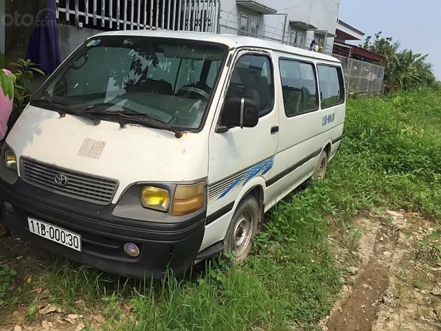 Bán Toyota Hiace 2.0 năm sản xuất 1999, màu trắng