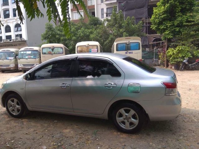 Bán ô tô Toyota Vios năm sản xuất 2008, màu bạc, xe nhập, giá tốt0