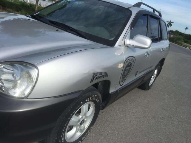 Bán ô tô Hyundai Santa Fe Gold đời 2005, màu bạc, xe nhập số tự động
