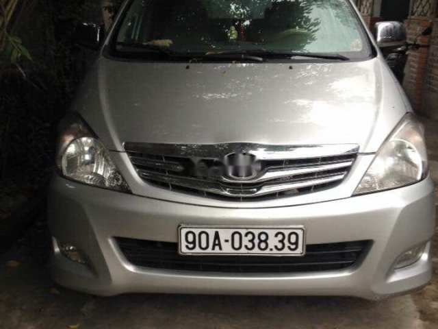 Bán Toyota Innova đời 2008, màu bạc