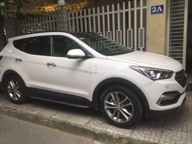 Bán ô tô Hyundai Santa Fe đời 2016, màu trắng chính chủ, 950tr0