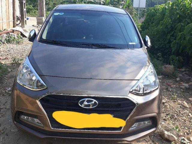 Bán Hyundai Grand i10 năm 2018, màu vàng cát, giá chỉ 397 triệu0