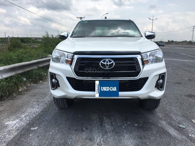 Bán Toyota Hilux 2.4AT, đã qua sử dụng đăng ký tháng 4. 2019, trả góp lãi suất ưu đãi