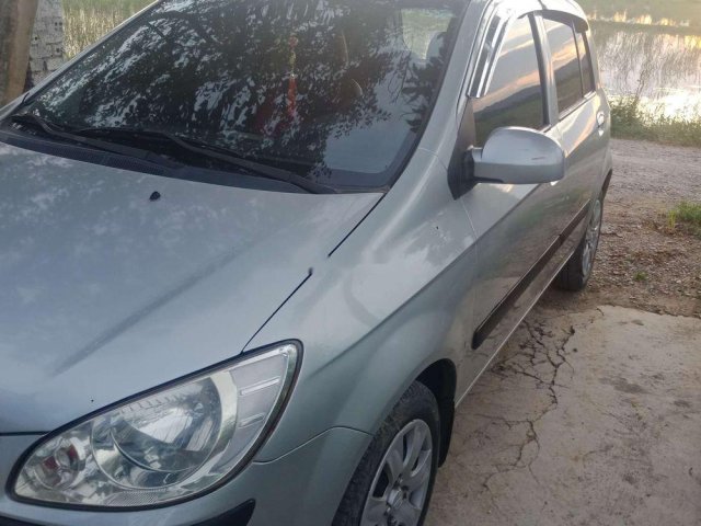 Cần bán gấp Hyundai Getz năm sản xuất 2010, màu bạc, nhập khẩu Hàn Quốc0