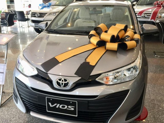 Bán xe Toyota Vios sản xuất năm 2019, màu vàng, 470tr