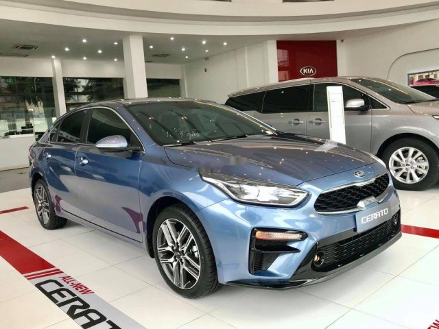 Bán xe Kia Cerato Deluxe năm sản xuất 2019, màu xanh lam, giá 615tr0